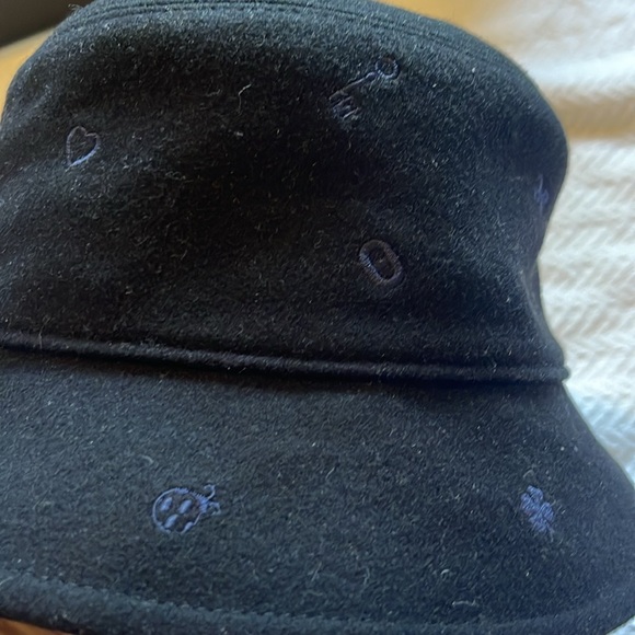 New Hermes Cashmere Bucket Hat - Picture 6 of 6